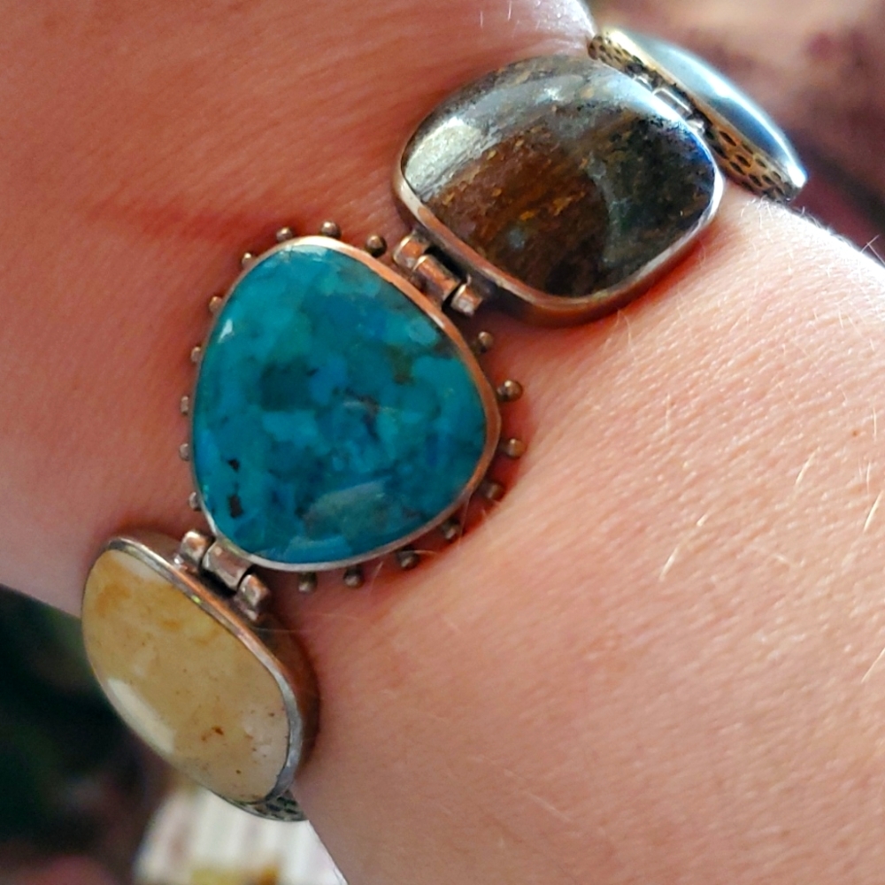 Silpada sterling silver stone bracelet